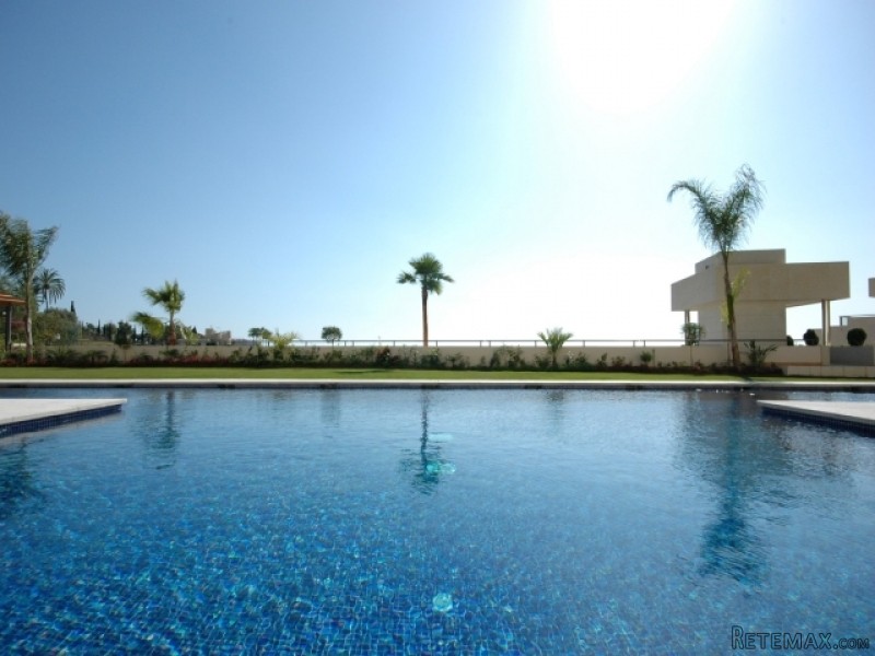 2 Bedroom Apartment For Sale Situated.. - 2