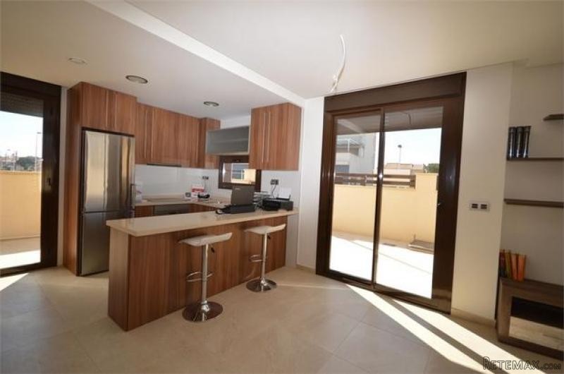 2 bedroom detached house for sale - 2