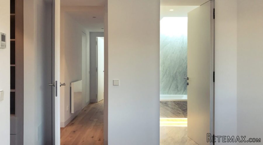 In the heart of Palmas historic centre is a modern design a.. - 2