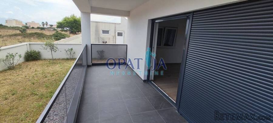 Vir, E1 Novogradnja Apartman u prizemlju, 300m do mora - 2