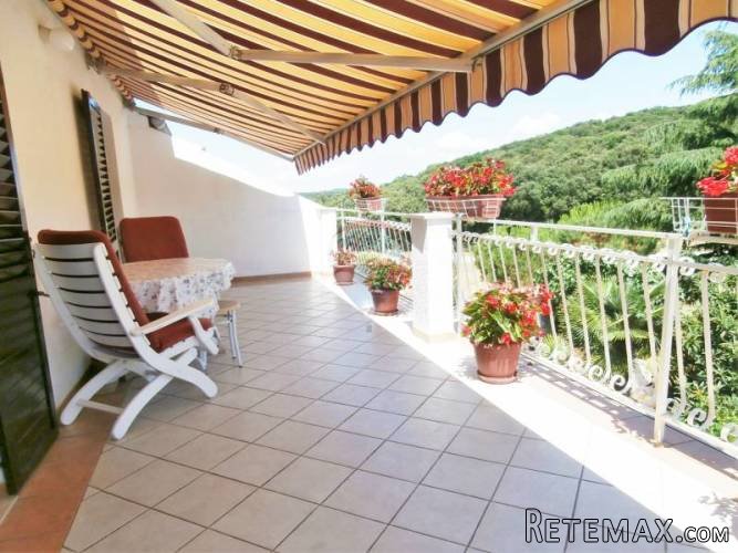 VRSAR-apartmanska kuća