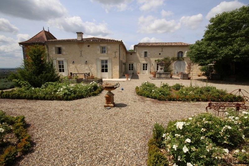 Beautiful Manoir Nestling in the..