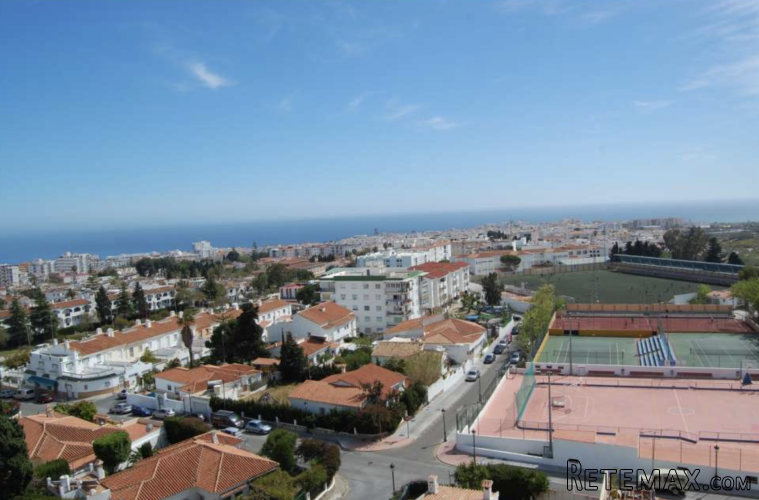 Funktionell & trevlig lägenhet i eftertraktad del av Nerja...