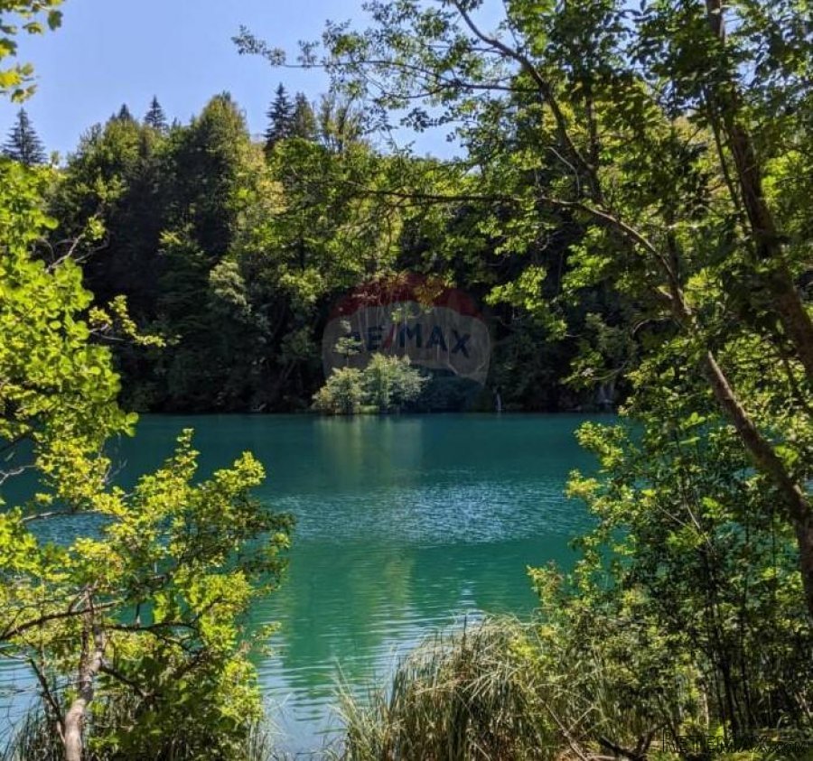Plitvička jezera - Korenica - T2 zemljište za izgradnju turi - 3