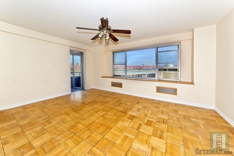 1 bedroom Apartment For Sale: 568 GRAND.. - 2