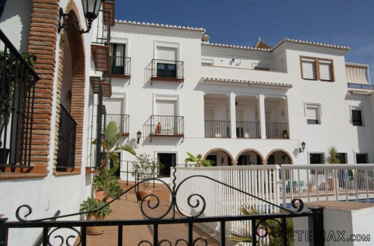 Marklägenhet i Balcon de Frigiliana om 3 rum & kök med t..