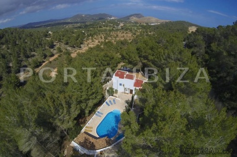 Party and retreat house close to Ibiza
