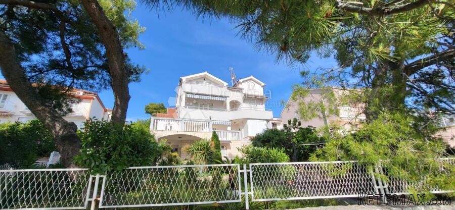 ŽABORIĆ-PREDIVNA VILLA UZ MORE - 9