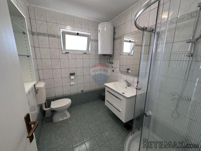 Istra, Peruški-okolica, samostojeća kuća - 9