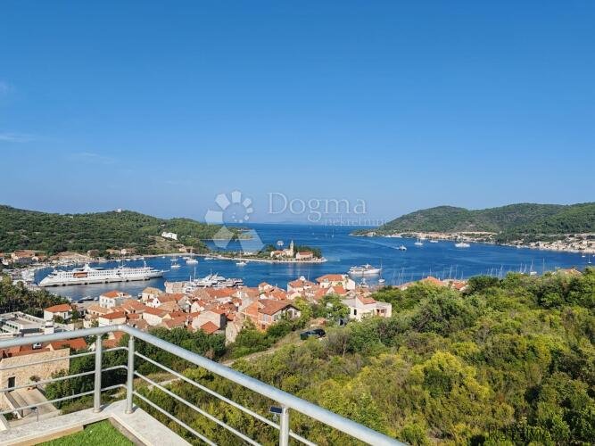 Predivno luksuzno uređena Villa s pogledo na Višku valu - 2