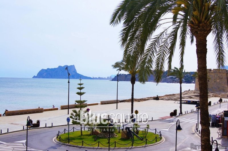 Frontline 2 bed apartment in Moraira