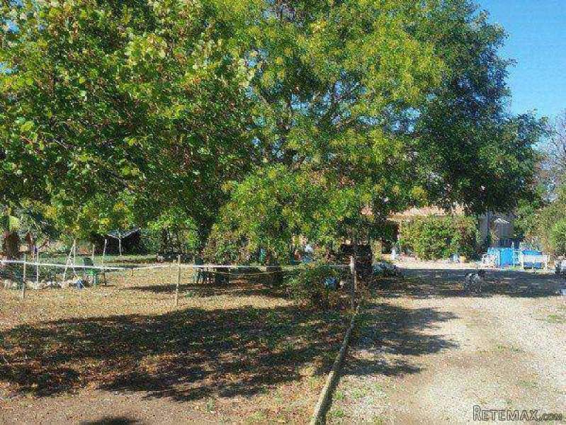 Former Annexe Of A Magnanry With 160 m2.. - 2