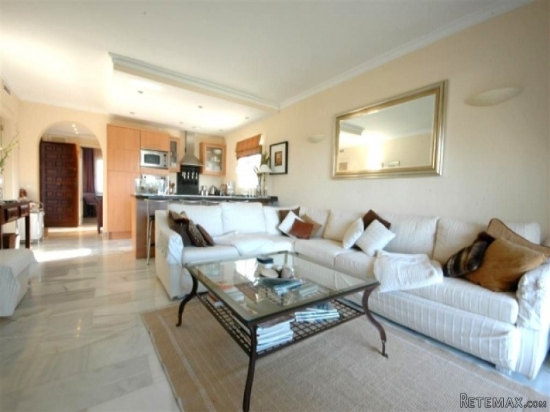 3 Bedroom Garden Apt. For Sale In Urb... - 2