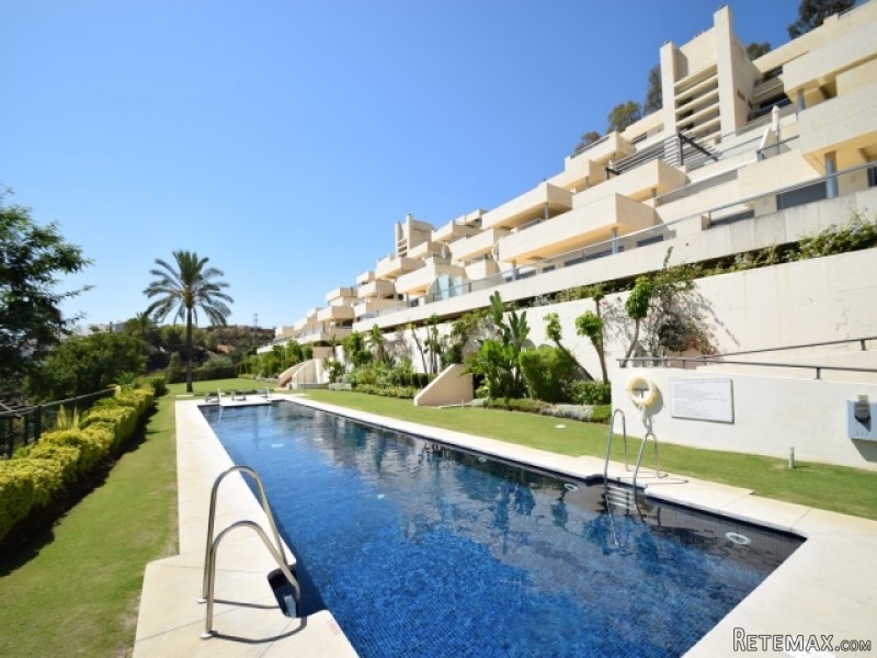 2 Bedroom Apartment For Sale Situated..