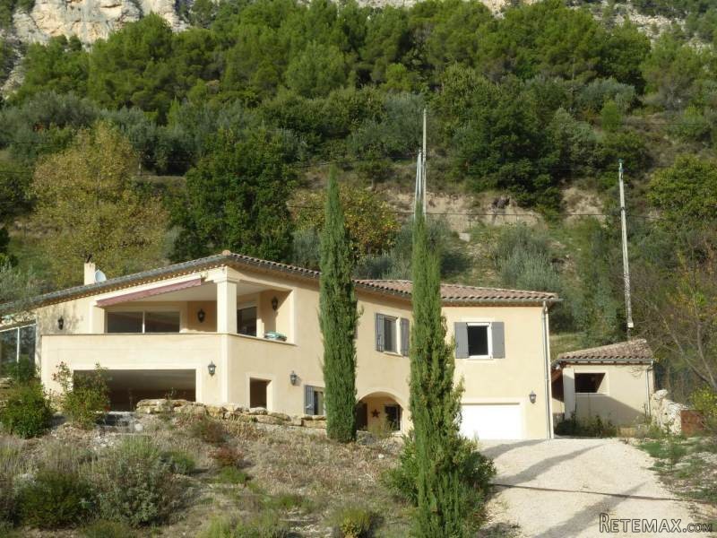 Recently Built Villa With Garage, Pool.. - 2