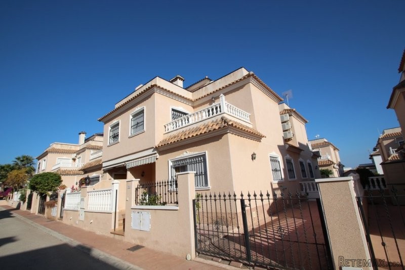 2 Bedrooms - Townhouse - Alicante - For..
