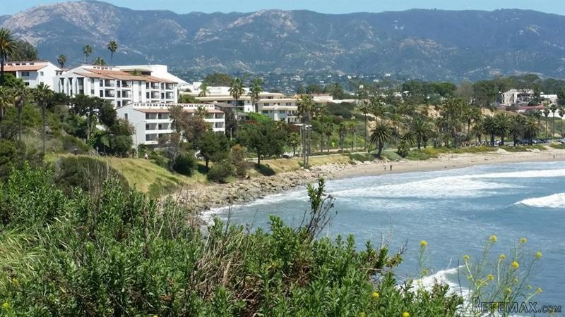 3 bedroom Apartment For Sale: 46..