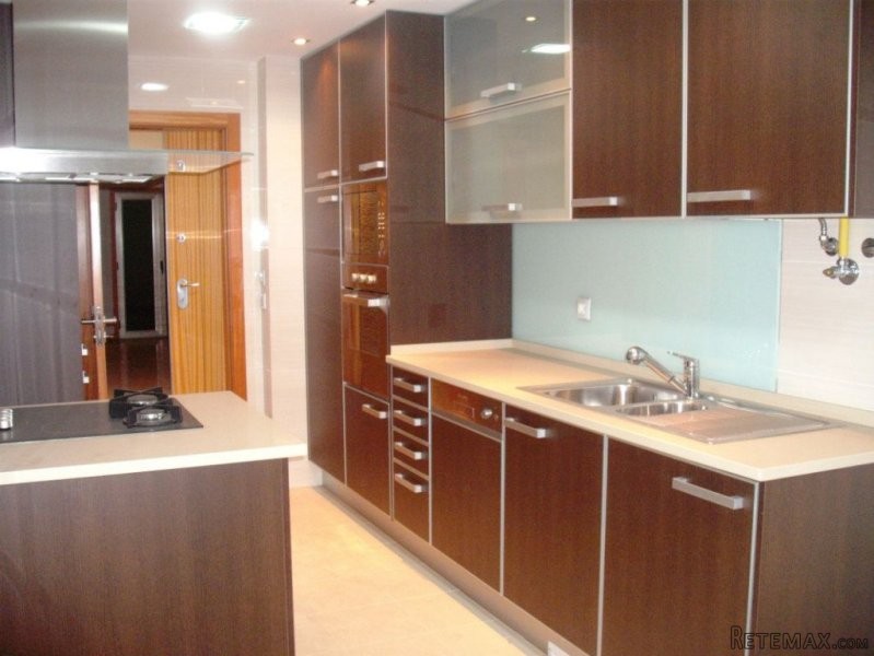 Apartment, Three Bedrooms With Garage.. - 2