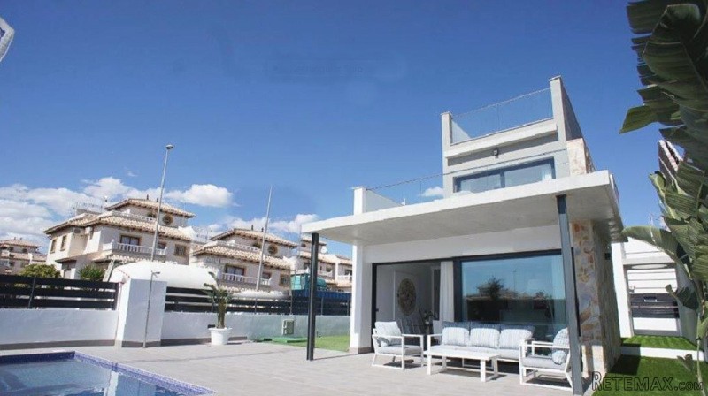 3 Bedrooms - Villa - Alicante - For Sale - 2