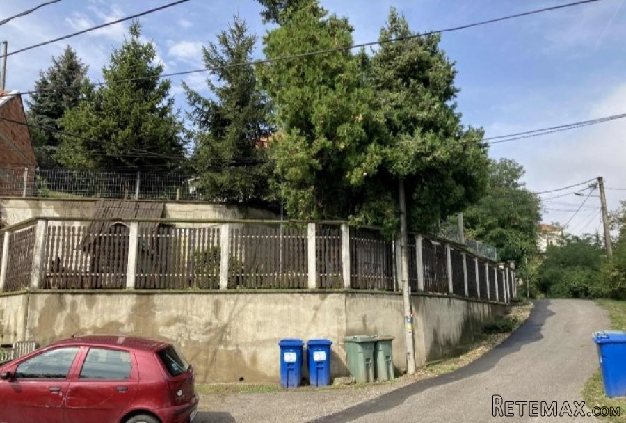 Prodajem kucu u Kumodrazu - 13