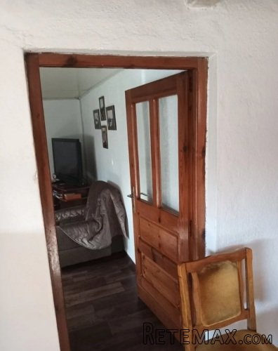 Prodajem kucu u Sjenici - 13