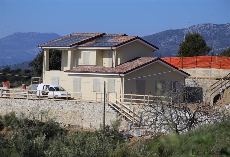 4 bedroom Villa For Sale: Camporosso
