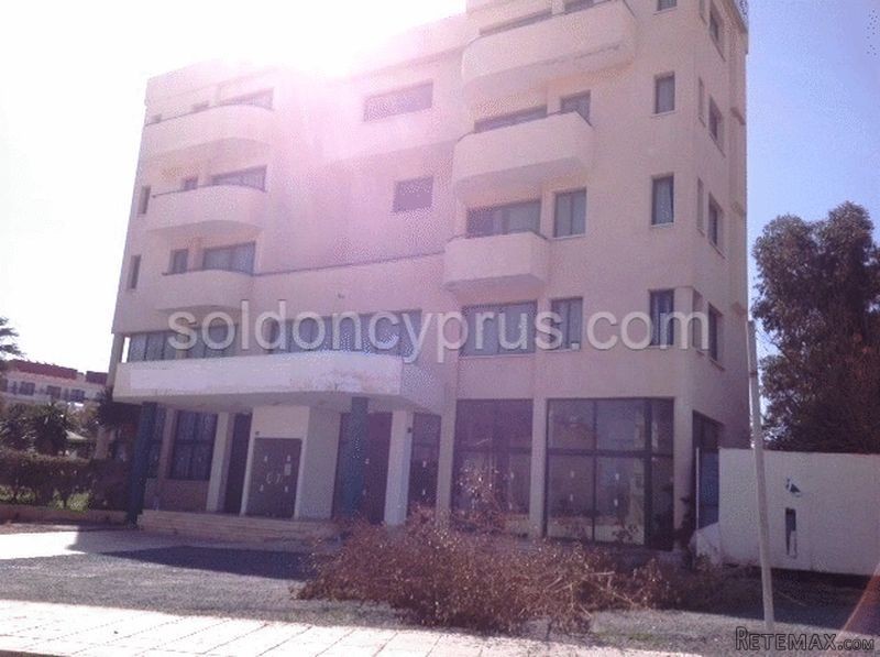 60 Bedrooms - Hotel - Famagusta - For..