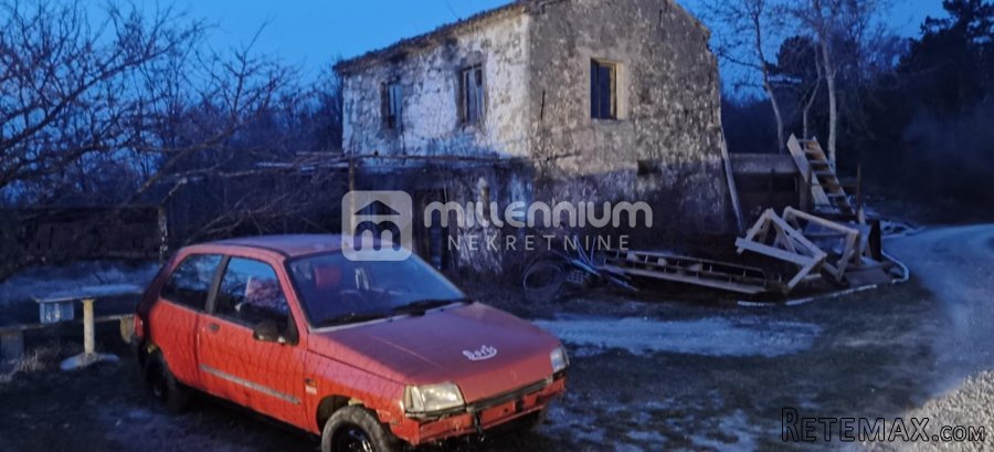 Istra, Lupoglav, imanje od 83.294m2 - 9