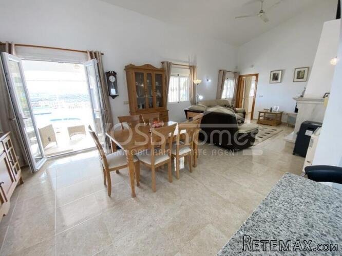 NEW & EXCLUSIVE TO VOSS HOMES - A stunning, lovingly cared.. - 19