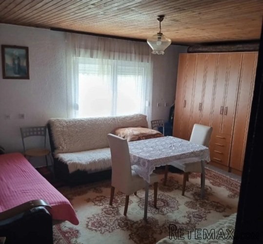 Prodajem kucu u Sjenici - 19