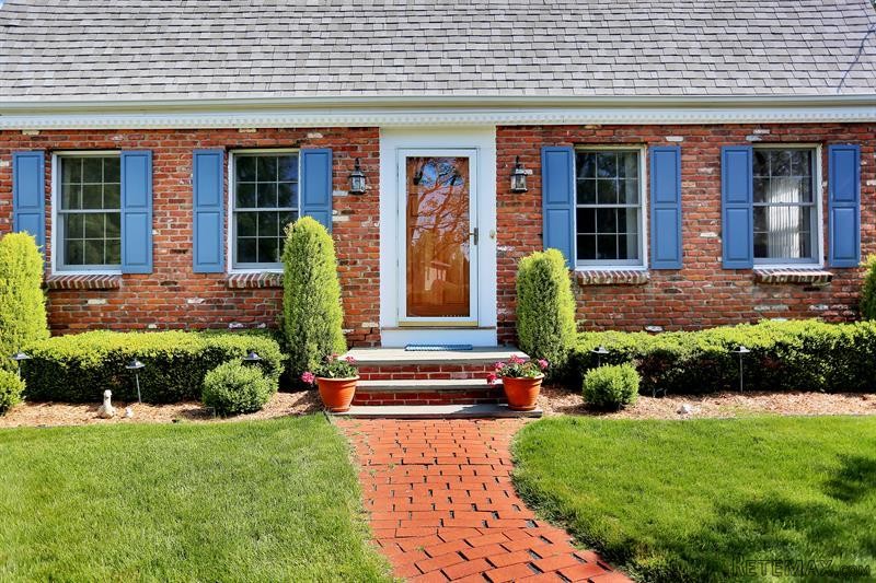 3 bedroom House For Sale: 9 Thornhill.. - 2