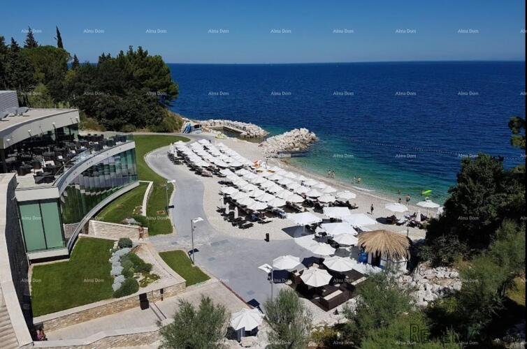 UMAG, Luksuzni resort s krovnim infinity bazenom!