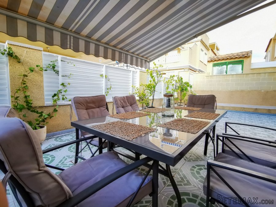 Acogedor duplex con una de las mejores zonas de piscinas.. - 2