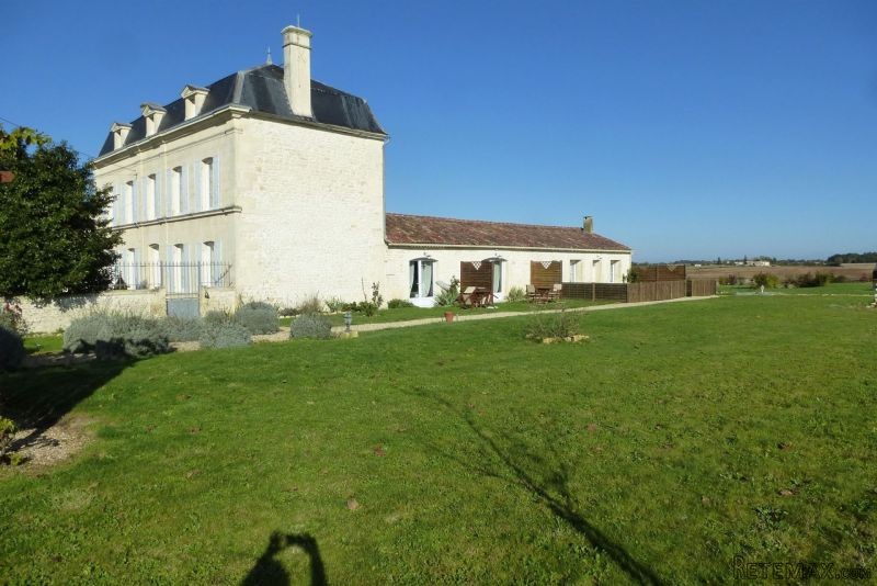 Large Maison De Maitre With.. - 2