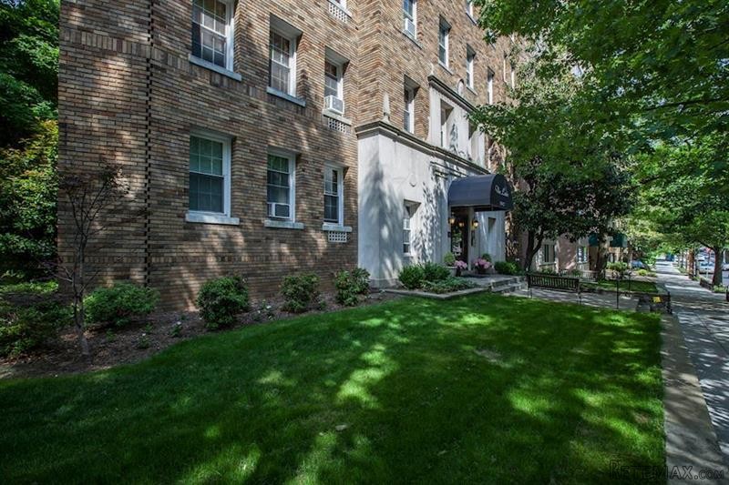 1 bedroom Apartment For Sale: 5402.. - 2