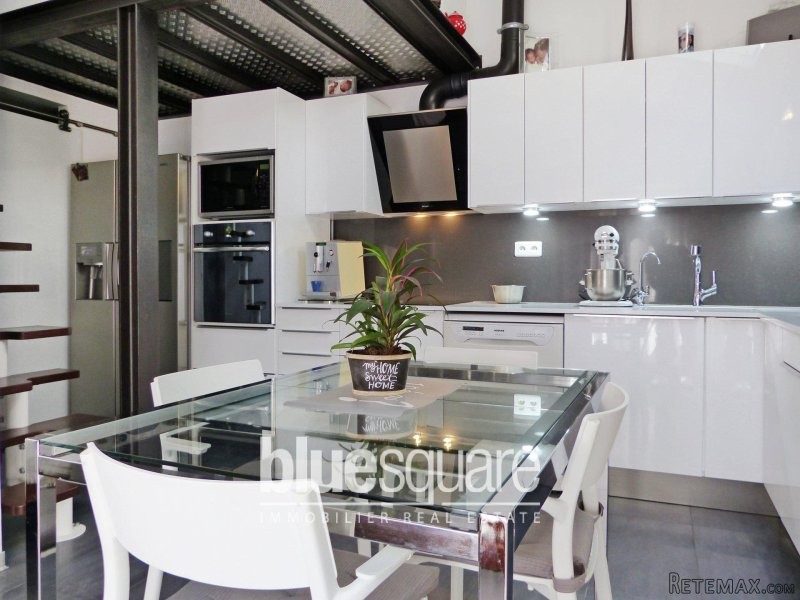 Lovely 1 bedroom property entirely..