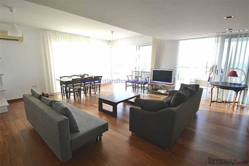 Apartment - For Sale - 3 Bedrooms - 2