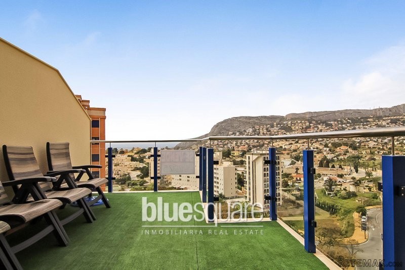 Beautiful 3-bedroom apartment with sea..