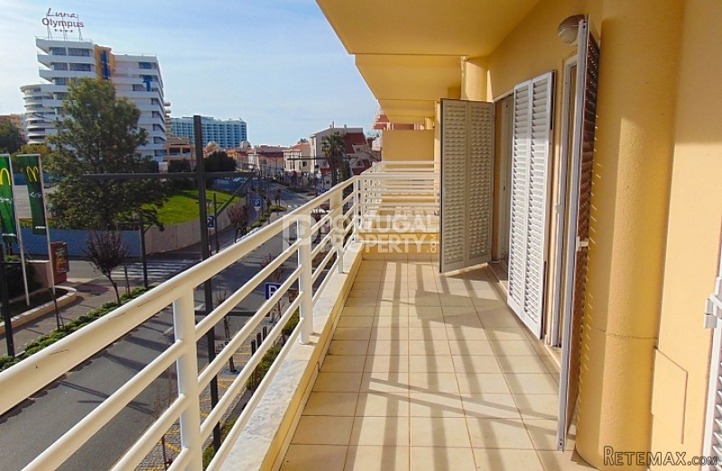 2 Bed Apartment Near Marina and Beach - 2