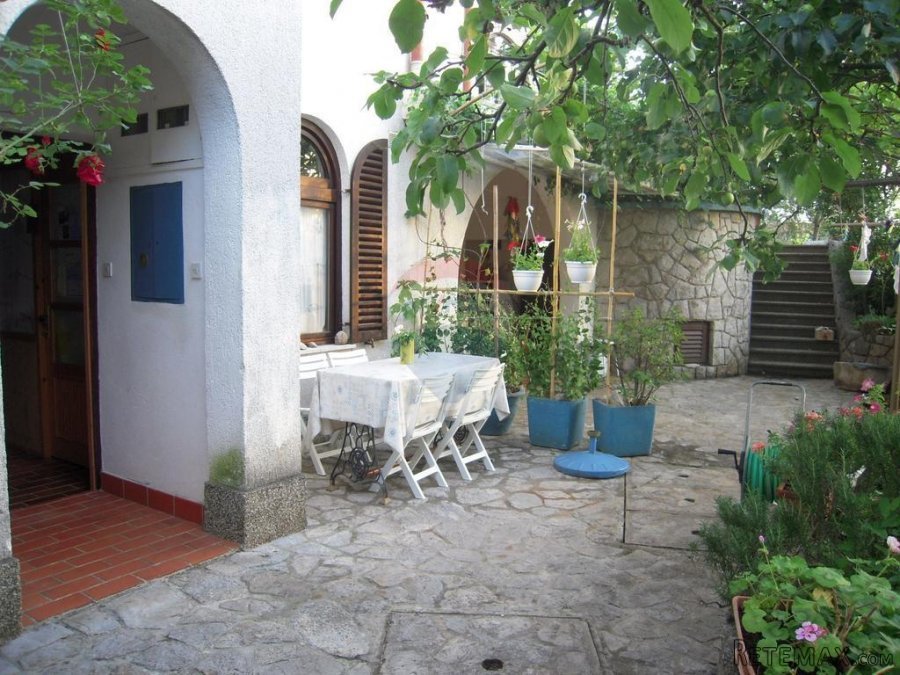 OTOK KRK-MALINSKA kuća sa 7 apartmana - 4