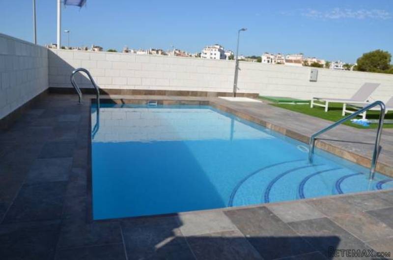 3 Bedroom 2 Bathroom Villa In.. - 2
