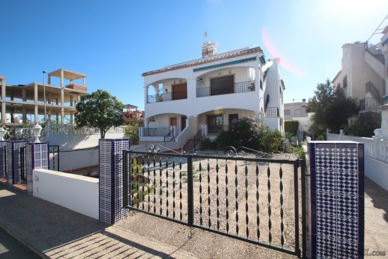 Groundfloor Spacious Apartment In..