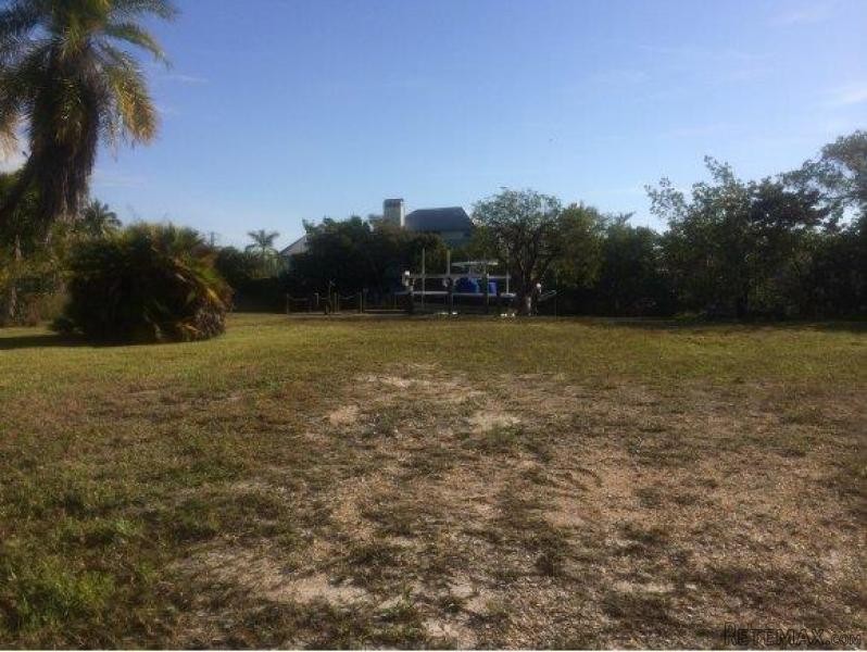 Land For Sale: Sanibel, Florida - 2