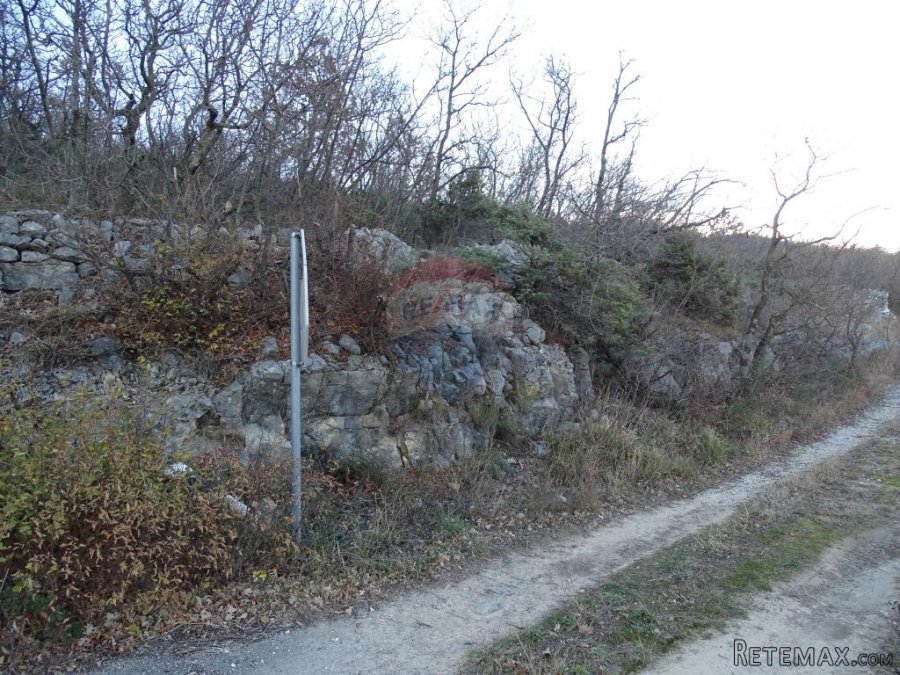 Jadranovo - teren za poslovnu djelatnost - 2