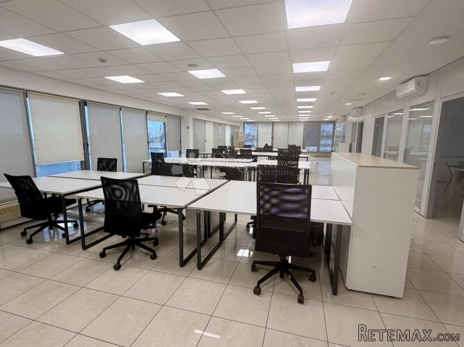 Split, POSLOVNI PROSTOR 364 m2, dostupan odmah! - 2
