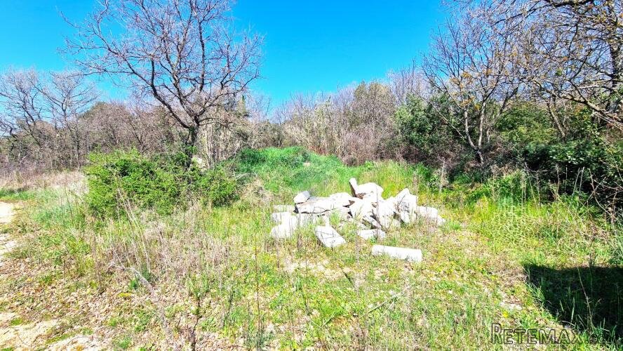 Istra,Umag-Grđevinsko zemljište gospodarske namjene - 3
