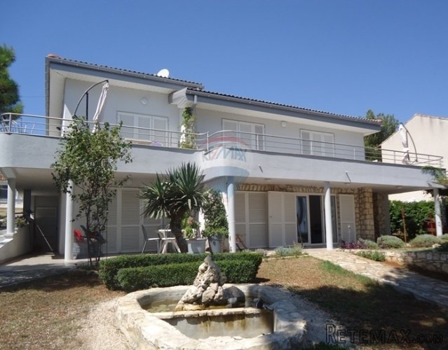 KUĆA U PREMANTURI ZA SAVRŠEN ODMOR