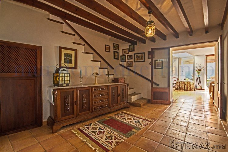 Fabulous townhouse, reformed to a really high standard.. - 4