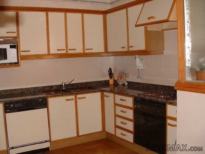 Second line (Only 90m from the seafront) and second floor.. - 4