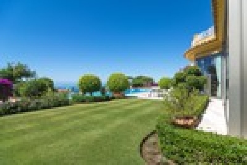 6 Bedrooms - Villa - Malaga - For Sale - 2